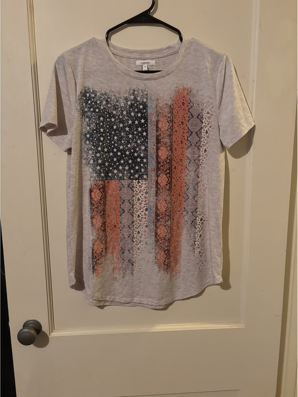 Marigold Women's Short Sleeve T-Shirt with American Flag Design, Size S